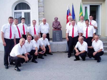 KNOBLEHARJEVO 2012 - Odkritje 3. likovne razstave sekcije KS Bučka - Ambrozzia ter odkritje kipa Martina Kebra 18